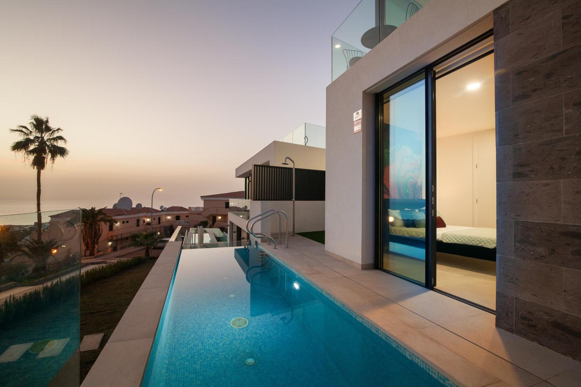 Vil·la 200m² New D With Private, Heated Pool And Amazing Ocean View. Costa Adeje (Tenerife)